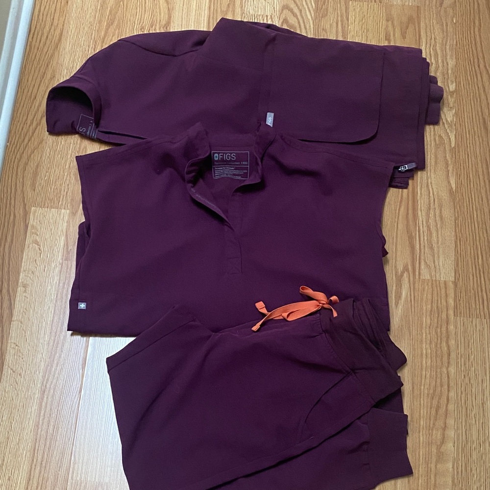 Figs Deep Purple Scrub Set with Orange Accents, Rafaela, Zamora and jacket, EUC